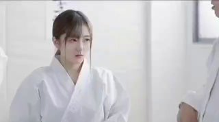 大BBA和小BBA老色BBW久久久久久久精品成人热免费观看陈亦菲、小程潇京城探花高颜值气质妹子浴室洗澡，揉搓大奶洗完振动棒抽插自慰炮友啪啪